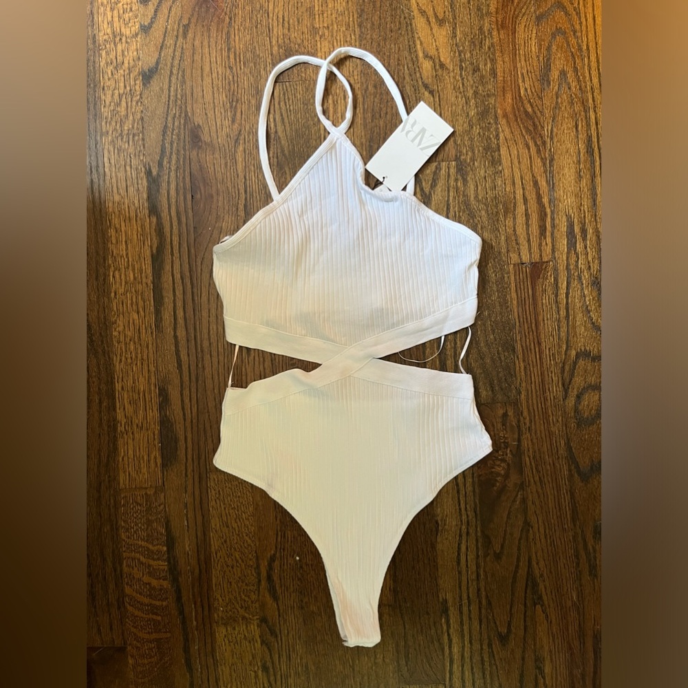 NWT Zara cut out bodysuit white